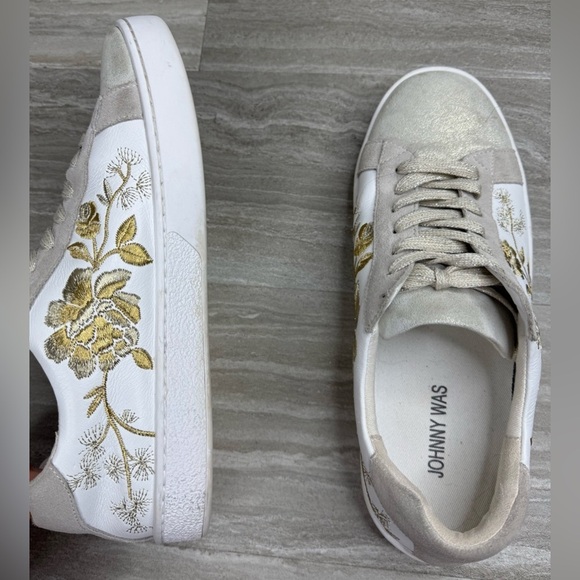 Johnny Was Vixie Floral Embroidered Low Top Leather Sneakers Womens Size 8.5 - Picture 7 of 13